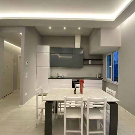 Апартаменты Casa Dante: Oneglia Centro-Marina-Spiagge Империя Экстерьер фото