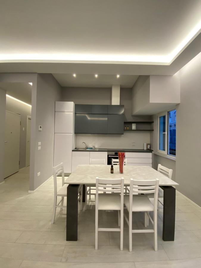 Апартаменты Casa Dante: Oneglia Centro-Marina-Spiagge Империя Экстерьер фото